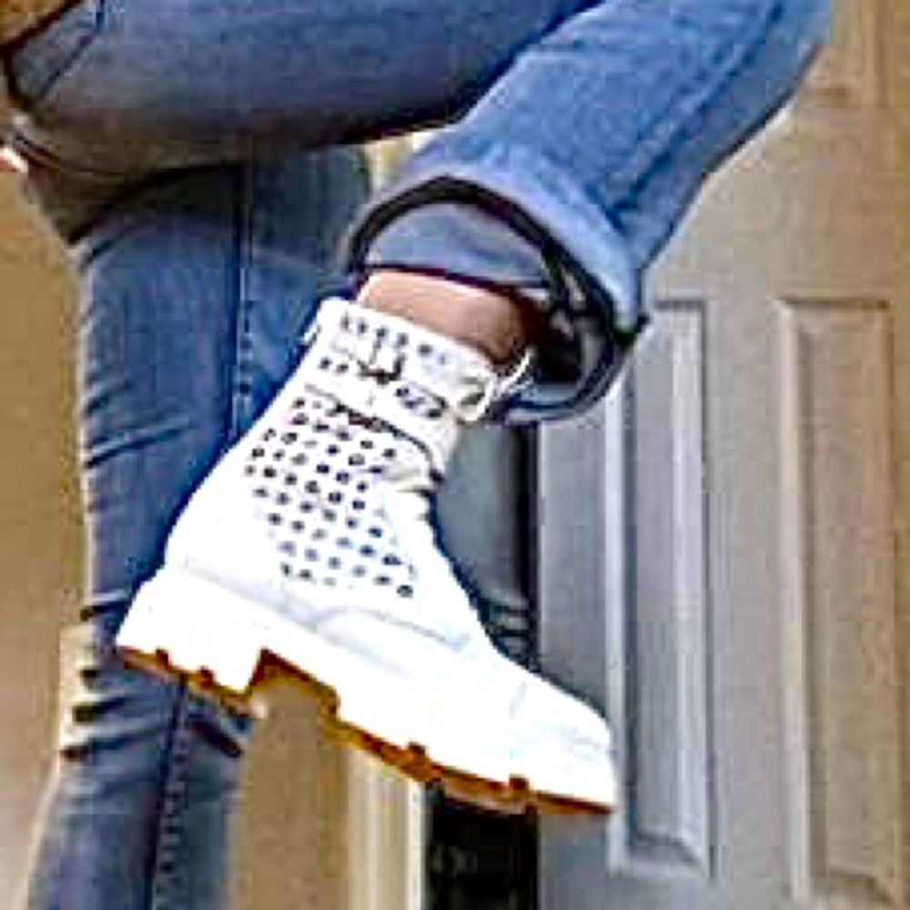 Free People Asher Ankle Boots in WHITE Leather